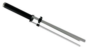 Nedo statief schoren set Nedo statief schoren set voor de geleiding voor het vastzetten van de poten t.b.v. o.a. de Nedo statieven 210442, en 210680. LET OP! Onderdelen worden NIET retour genomen. Bouwlasersonline is NIET verantwoordelijk voor schade/foutieve montage en/of schade welke voortvloeit uit foutieve montage. Liever laten monteren door een van onze specialisten? Dat kan natuurlijk ook, neem dan contact met ons op, wij verzorgen de reparatie dan voor u. Op onze reparaties zit 3 maanden garantie.