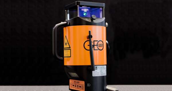 Hi j is speciaal ontwikkeld voor de afbouw en daarnaast voor diverse andere werkzaamheden bruikbaar .