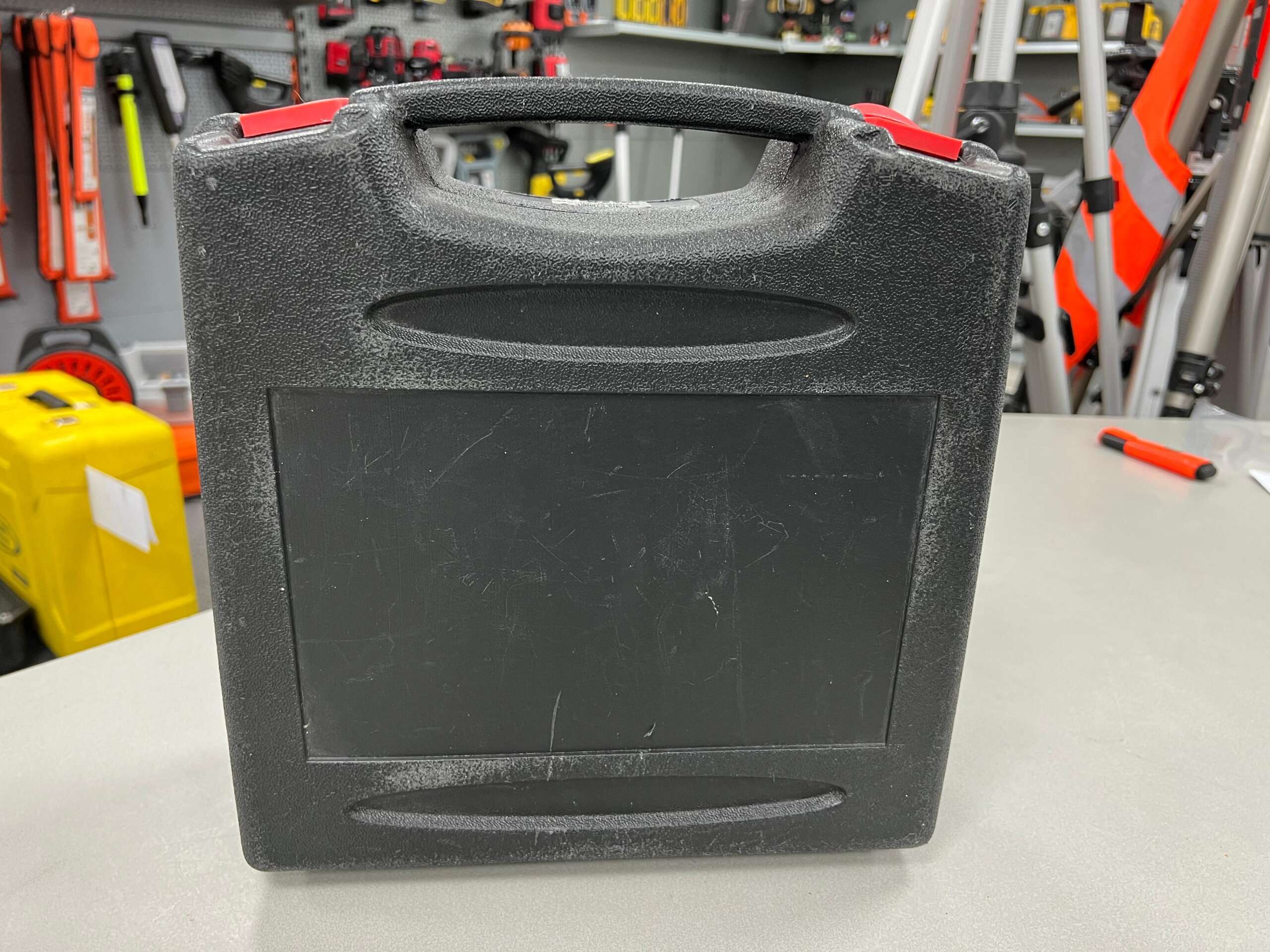 Leica Lino koffer (B+ Grade) Bouwlasers Online