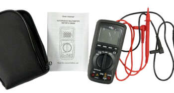 Levelfix EM500 Voltmeter multimeter met auto-range technology De EM500 heeft verschillende meetfuncties, zo meet je:  spanning tot 600V AC/DC met een nauwkeurigheid van ongeveer 0,5%;  stroom tot 10A AC/DC met een nauwkeurigheid van ongeveer 2,5%;  weerstand tot 40M ohm met een nauwkeurigheid van ongeveer 1%;  capaciteit van condensatoren tot 100uF met een nauwkeurigheid van ongeveer 3%;  frequentie van motoren tot 10 MHz met een nauwkeurigheid van ongeveer 1,5%.  De levelfix EM500 digitale multimeter wordt geleverd met 9v batterij en meetsnoeren set in een stevige tas. 