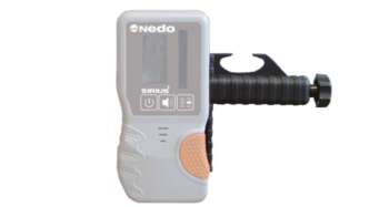 Gebruikte Nedo Acceptor green baakklem Passend op o.a.:Nedo Acceptor Green, Universeel RL100, PLS HLD1000 en HVD505 Levering: 1 stuks baakklem Het klem op de foto kan afwijken van de geleverde klem hier hebben wij er meerdere van liggen. De vorige eigenaar heeft geen kenmerk in de klem gegraveerd. Alle klemmen zijn getest en werken naar behoren.