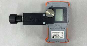 Gebruikte Commander HVA digitale mm ontvanger Geleverd inclusief batterijen en baakklem Passend op de Nedo Primus2 HVA Eigenschappen: Display voor en achter LED weergave aan voorzijde Metalen baakklem Digitale mm weergave van hoogteverschil tussen laser en 0-punt Bijzonderheden: Geen Wilt u er meerdere hebben?  Vraag dan het actuele aantal op via telefoon, whatsapp of mail. A grade product: Apparaat heeft  nauwelijks gebruikssporen,  alle functies werken goed. Geleverd met nieuwe baakklem Alle ontvangers zijn getest en hebben 6 maanden garantie.