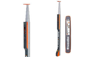 Digitalisering bij het opmeten: Nedo mEsstronic 2 met Bluetooth® Dankzij de geïntegreerde Bluetooth-interface kunnen gemeten waarden direct naar een smartphone, een tablet of een laptop worden overgebracht. Eenvoudigweg meten, op de Bluetooth-knop drukken en de meting is ook al bijv. in een digitaal maatblad ingevoegd. Een speciale software is voor de gegevensoverdracht niet nodig. De metingen kunnen op een mobiel eindapparaat in elke willekeurige app worden gebruikt. Het grote, verlichte display van de mEsstronic 2 maakt het aflezen van de metingen zeer eenvoudig, ook bij ongunstige lichtomstandigheden. Met behulp van de hold-functie kan een meting op het display worden vastgehouden. De geactiveerde hold-functie is herkenbaar aan het knipperen van de gemeten waarde. Een combi-libel is in het displayhuis geïntegreerd en vereenvoudigt het meten zowel in horizontale alsook in verticale positie. De automatische uitschakeling voorkomt het onnodig ontladen van de twee AA-batterijen. Met een meetbereik van maximaal 3 m of 5 m kan met de mEsstronic 2 met Bluetooth alle meetwerk in de interieurbouw worden gedaan. Kenmerken: Bluetooth-interface voor het overdragen van metingen (Bluetooth 5.2 LE) Eenvoudig koppelen van mEsstronic 2 en mobiel eindapparaat Compatible met iOS, Android en Windows Verlicht display Hold-functie voor het vasthouden van een meting Voeding 2 x 1,5 V AA batterijen Automatische uitschakeling na een meetonderbreking van 3 minuten Gebruiksduur ca. 100 uur Geïntegreerde libellen voor horizontale en verticale toepassing Standaard met gevoerde transporttas Gemaakt in Duitsland