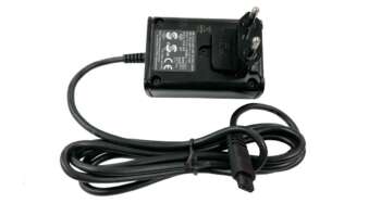 Een Sokkia LP30-31-310 Lader met een koord eraan.