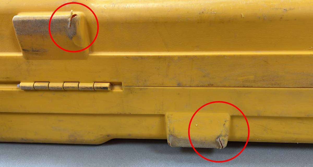 Gebruikte Spectra LL300N Guncase koffer Passend op de Spectra LL300N incl bijbehorende statief en baak (Niet voor standaard statieven en baken) B grade product: Koffer in goede staat, sloten zijn goed, lichte gebruikssporen, 2 kleine gaatjes in de onderkant van de koffer (zie foto 3). Het model op de foto kan afwijken van de geleverde ontvanger, wij hebben hiervan meerdere van op voorraad. Wilt u er meerdere hebben? Vraag dan het actuele aantal op via telefoon, whatsapp of mail.