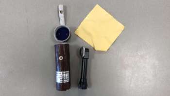 Gebruikte Sokkisha hoekocculair DE 3 t.b.v. de BT20 serie theodoliet Geleverd incl. opbergkoker Bijzonderheden: Geen