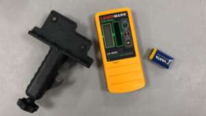 Gebruikte CST/Berger LD400G ontvanger met batterij en baakklem