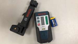 Gebruikte Bosch LR1G ontvanger met batterij en baakklem