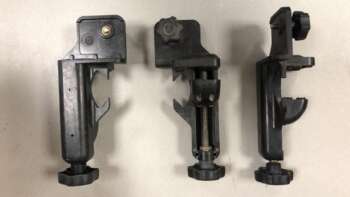 Gebruikte Spectra baakklem 1271 voor onder andere de Spectra 1275, Apache Lightning, Apache model 44 handontvanger