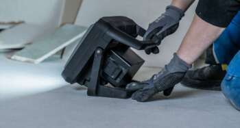 Voor een overzicht van de compatibel batterijen zie het