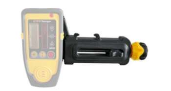 Gebruikte CST/Berger LD400 baakklem Passend op o.a.: CST/Berger LD440 en LD440G Levering: 1 stuks baakklem Het klem op de foto kan afwijken van de geleverde klem hier hebben wij er meerdere van liggen. De vorige eigenaar heeft geen kenmerk in de klem gegraveerd. Alle klemmen zijn getest en werken naar behoren.