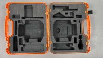 Geo Fennel FL200A-N (A+ grade) Passend op o.a. de Geo Fennel FL200A-N A+ grade product: Koffer is zeer goede staat met weinig gebruikssporen. Het model op de foto kan afwijken van de geleverde ontvanger, wij hebben hiervan meerdere van op voorraad. Wilt u er meerdere hebben?  Vraag dan het actuele aantal op via telefoon, whatsapp of mail.