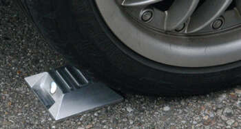 Grond monitoring prisma