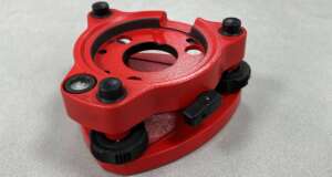 Gebruikt Leica GDF101 stelschroevenblok zonder optisch lood Passend op leica theodolieten en totalstations Bijzonderheden: gebruikssporen