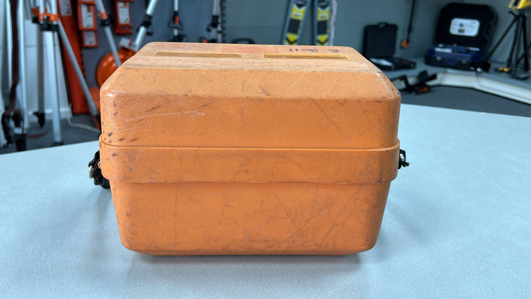 Leica NA20 koffer (B grade) Bouwlasers Online