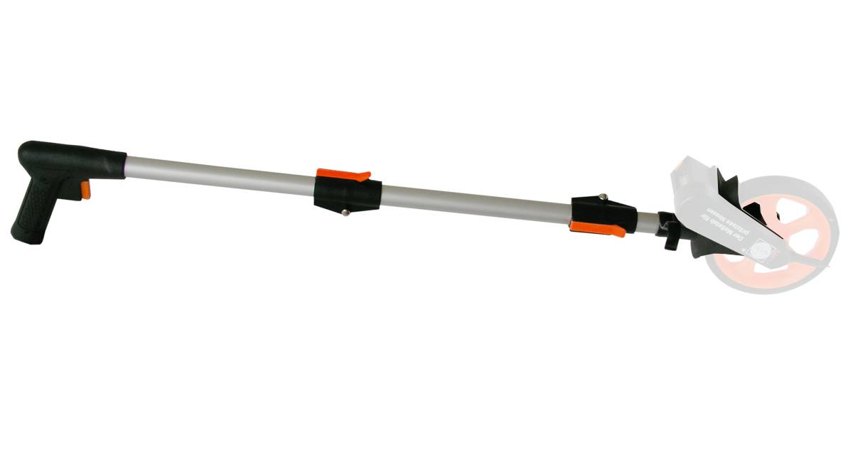 Toepassing: Geschikt voor het Nedo Mini meetwiel, speciaal ontwikkeld voor binnenmetingen, kleinere projecten of situaties waarbij compactheid een must is. Dankzij het 3-delige ontwerp is deze stang uitermate geschikt voor professionals die hun meetgereedschap vaak moeten vervoeren of opbergen in beperkte ruimte. Belangrijkste kenmerken: Origineel Nedo onderdeel voor meetwiel 703113 3-delig inklapbaar ontwerp – zeer compact Voorzien van ergonomisch kunststof handvat Lichtgewicht en sterk aluminium frame Snelle montage zonder gereedschap Ideaal voor binnengebruik en meetwerk op korte afstanden Ergonomisch en mobiel Het handvat is comfortabel en slipvast, waardoor je ook bij langdurig gebruik prettig kunt werken. Dankzij het slimme 3-delige ontwerp klap je de stang eenvoudig in tot een zeer handzaam formaat – ideaal voor transport in rugzak, gereedschapskoffer of meettas. Kwaliteit van Nedo – betrouwbaarheid gegarandeerd Als officieel Nedo vervangonderdeel garandeert deze 3-delige stang een perfecte pasvorm, duurzaamheid en optimale functionaliteit. Je behoudt de oorspronkelijke meetnauwkeurigheid en gebruikservaring, zoals bedoeld door de fabrikant. Technische specificaties: Artikelnummer: 059550 Materiaal: Aluminium stang, kunststof handvat