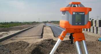 Extra veiligheid bieden de solide rubber afwerking en de rotorkap.