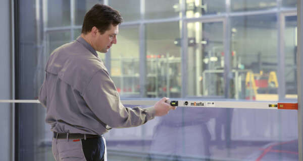 mEssfix Categorie: Merken, Nedo lasers, Telescopische meetstok