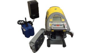 Rioollaser stelt zichzelf waterpas