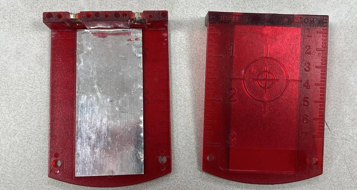 Richtmerk rood universeel magnetisch t.b.v. roodlicht lasers Bijzonderheden: Geen Levering 1 stuk