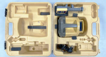 Refurbished Topcon RL-H3C Rotatielaser met Spectra HR320 Ontvanger – B Grade, Kalibratiecertificaat & 6 Maanden Garantie Ben je op zoek naar een betrouwbare rotatielaser voor dagelijks gebruik op de bouwplaats, maar wil je niet de prijs van een nieuwe set betalen? Deze refurbished Topcon RL-H3C metSpectra HR320 handontvanger is een uitstekende keuze voor prijsbewuste professionals. Als B grade product is deze set technisch volledig in orde en biedt hij een uitstekende prijs-kwaliteitverhouding.